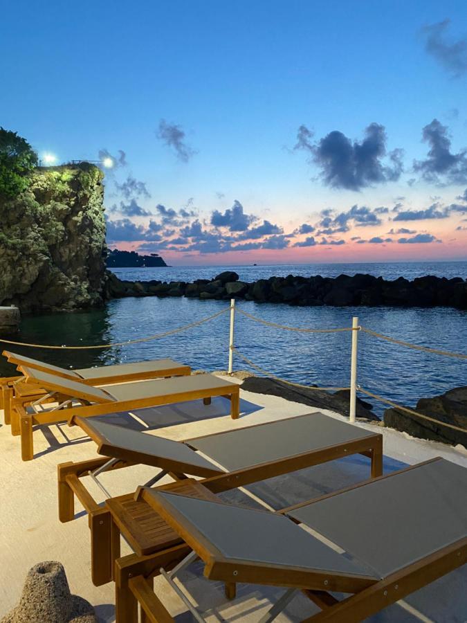 איסקיה Pagoda Lifestyle Hotel מראה חיצוני תמונה